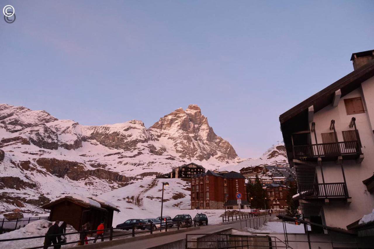 Breuil Cervinia Near Funicular Apartment With Private Garage Exterior photo